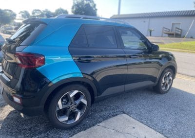 Vinyl Color Detail Added to Hyundai SUV